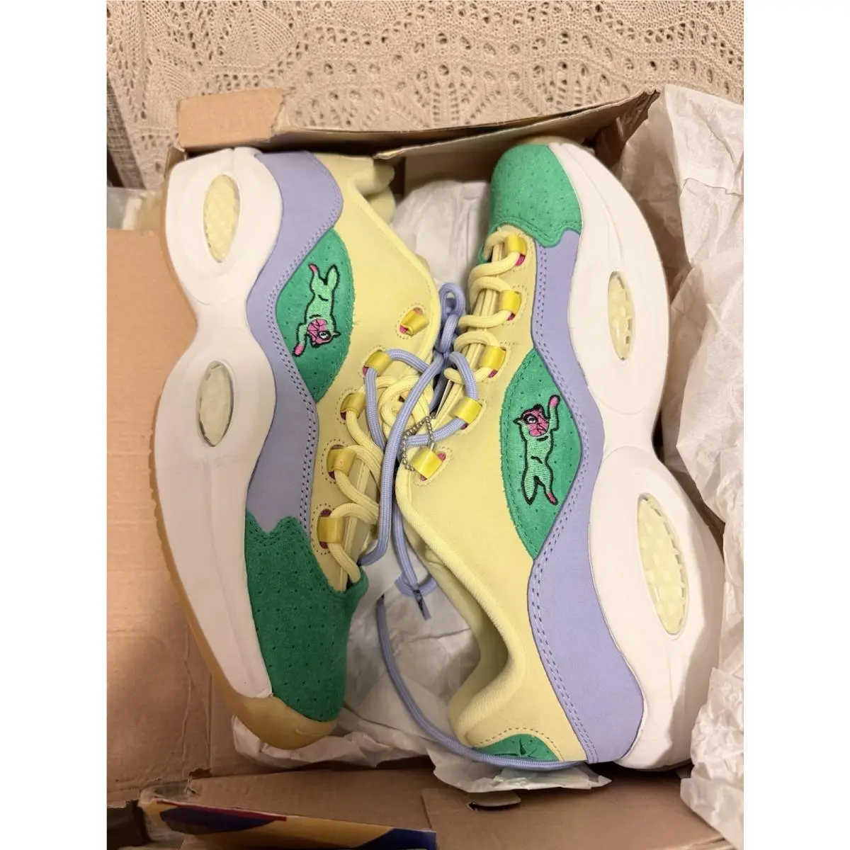 Size11 Reebok Question Low with Bbc Ice Cream “running Dog”