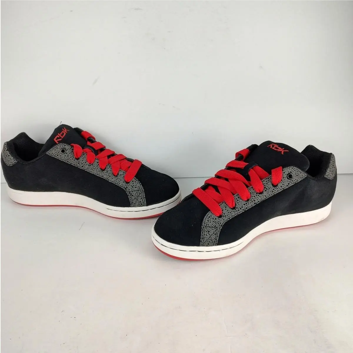 Reebok shoes - Black 1