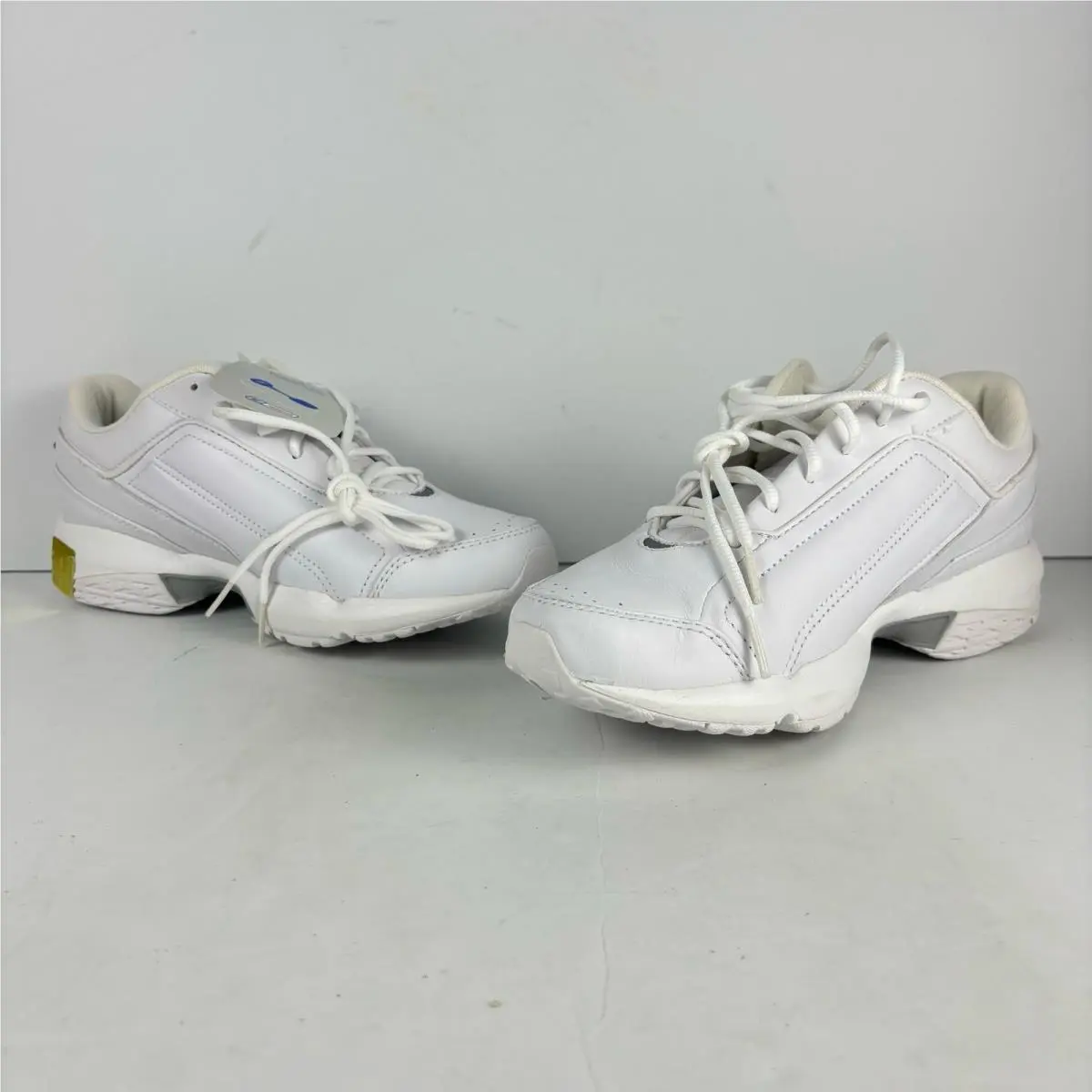 Reebok shoes - White 1