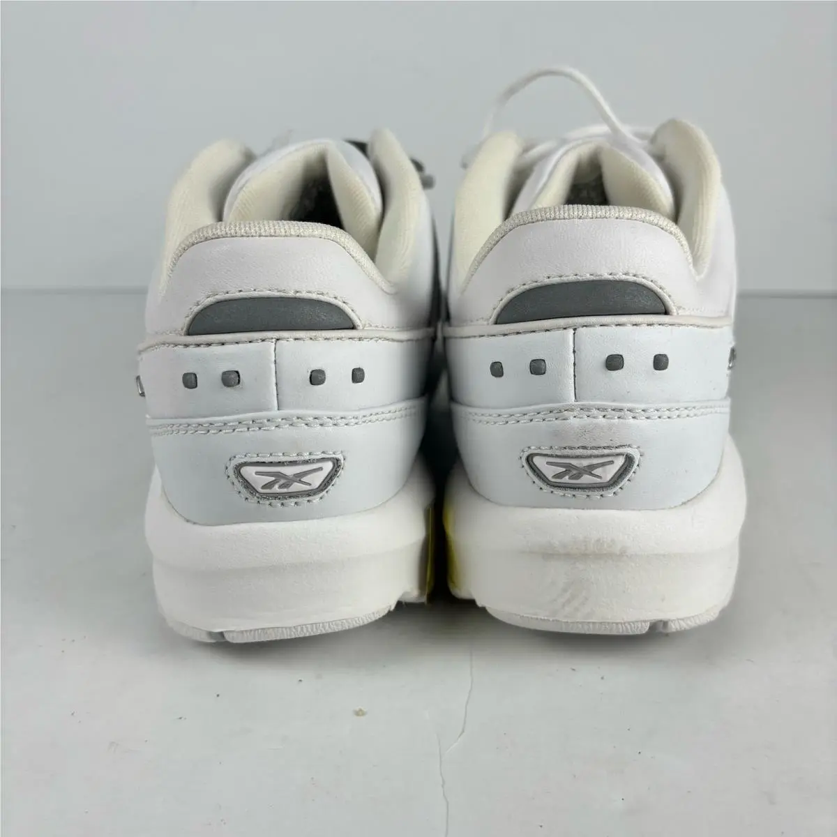 Reebok shoes - White 3