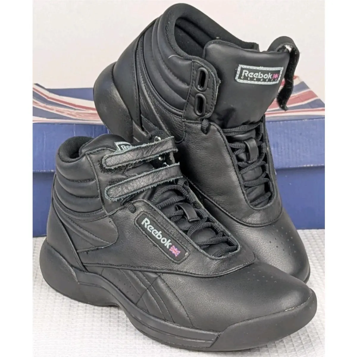 Vintage Reebok Shoes Womens Classic Freedom Mid Top Leather 6.5 Nos W/box