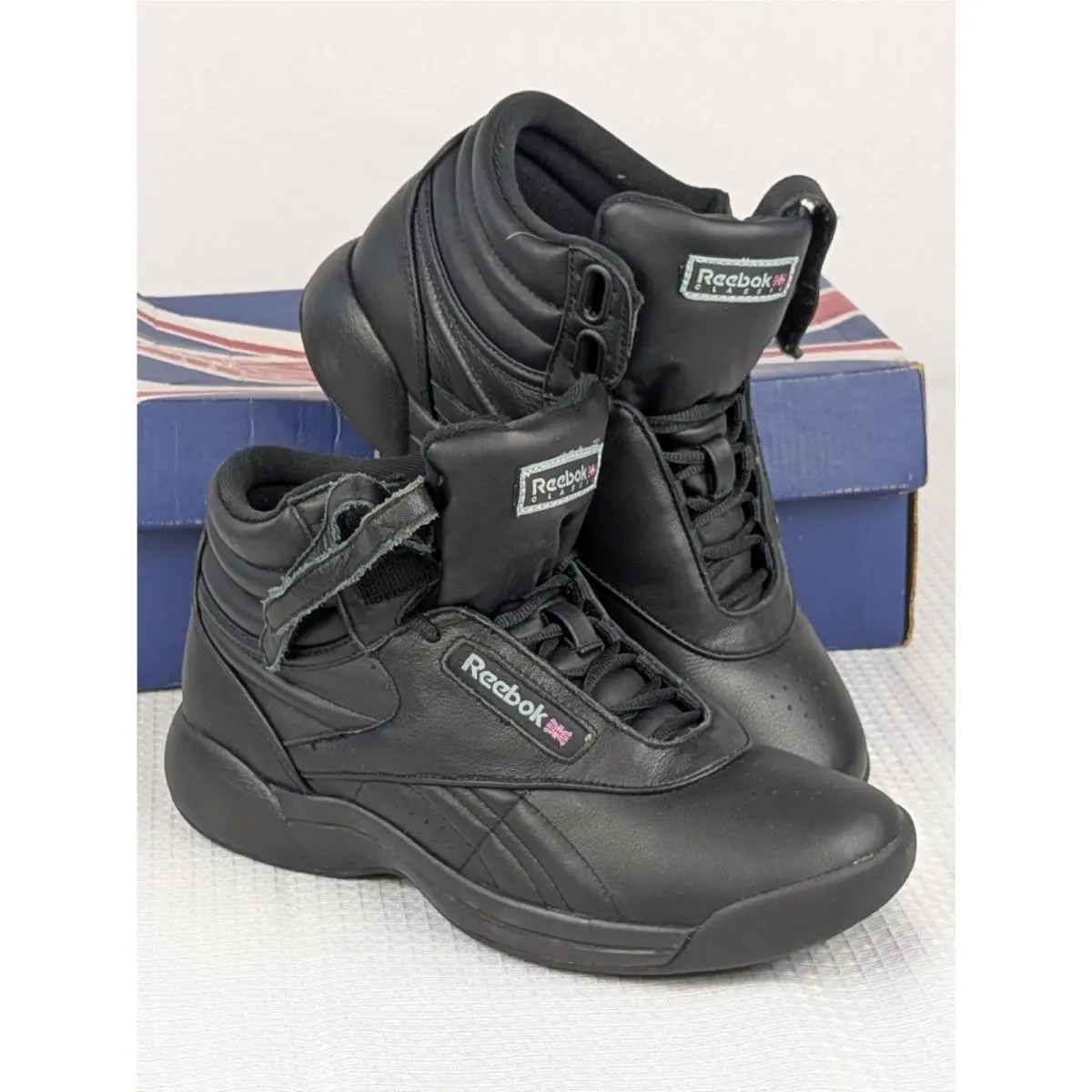 Reebok shoes - Reebok Classic Leather Mid - Classic Leather Mid - 2-56657 - Black 0