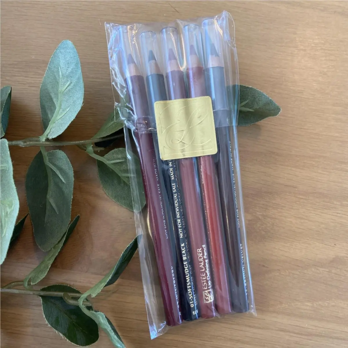 Lot OF 5 Estee Lauder Lip Eye Defining Pencil Apple Cordial Softsmudge