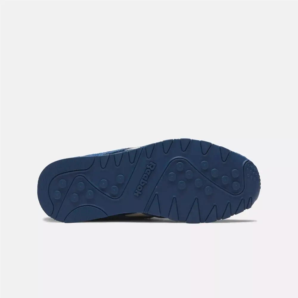 Reebok shoes - Reebok Classic - Classic - 100200480 - Navy/ White/ Chalk 16