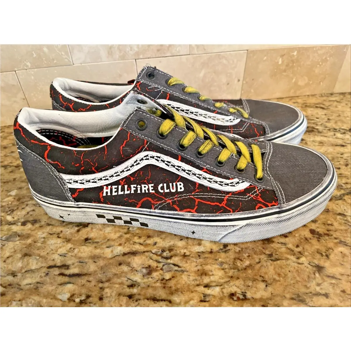 Vans shoes - VANS Style 36 - Style - VN0A3DZ3Y09 - Black, Manufacturer: Black/Red 4