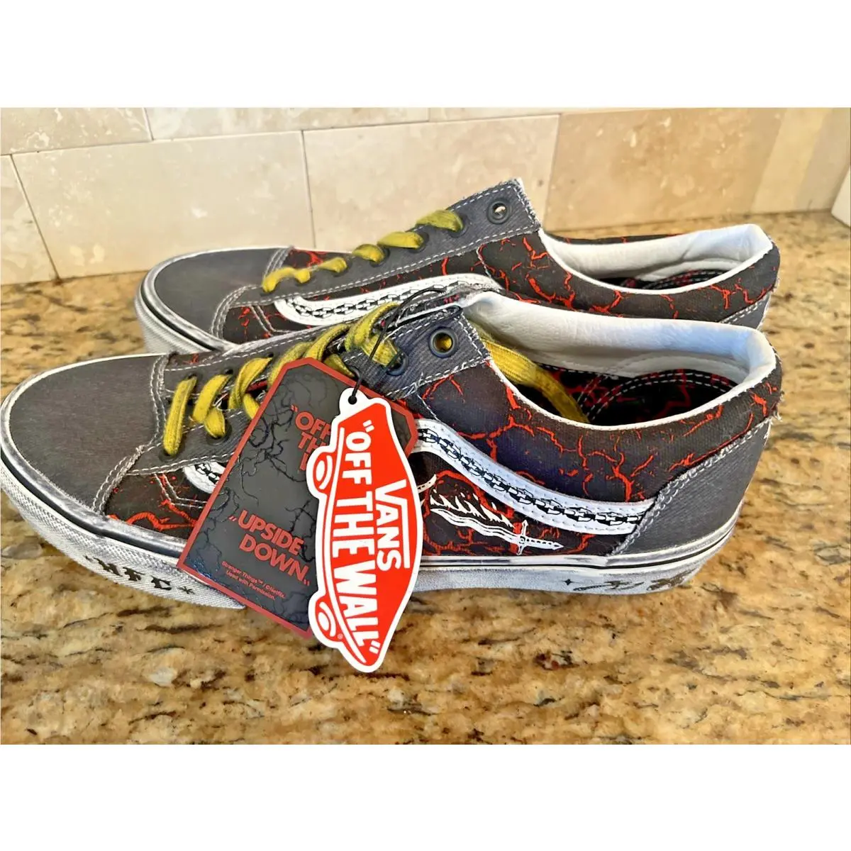 Vans shoes - VANS Style 36 - Style - VN0A3DZ3Y09 - Black, Manufacturer: Black/Red 6