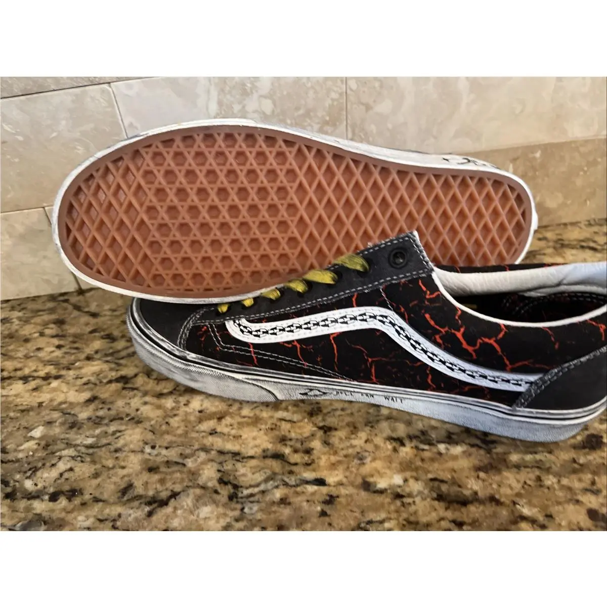 Vans shoes - VANS Style 36 - Style - VN0A3DZ3Y09 - Black, Manufacturer: Black/Red 7