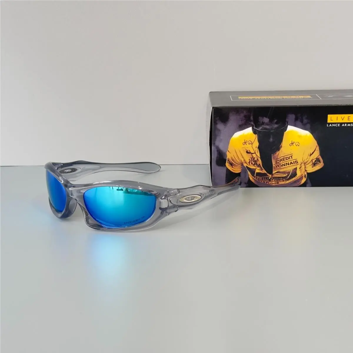 Oakley Monster Dog 00s Tech Vintage Polarized Sunglasses Clear Gray/blue Lens