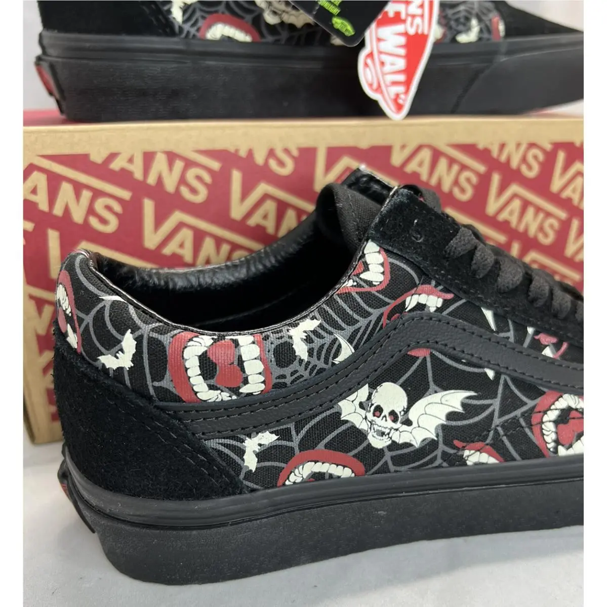 Vans shoes - Vans UA Old Skool - Old Skool - Black (UPC: 0192828928557) 2
