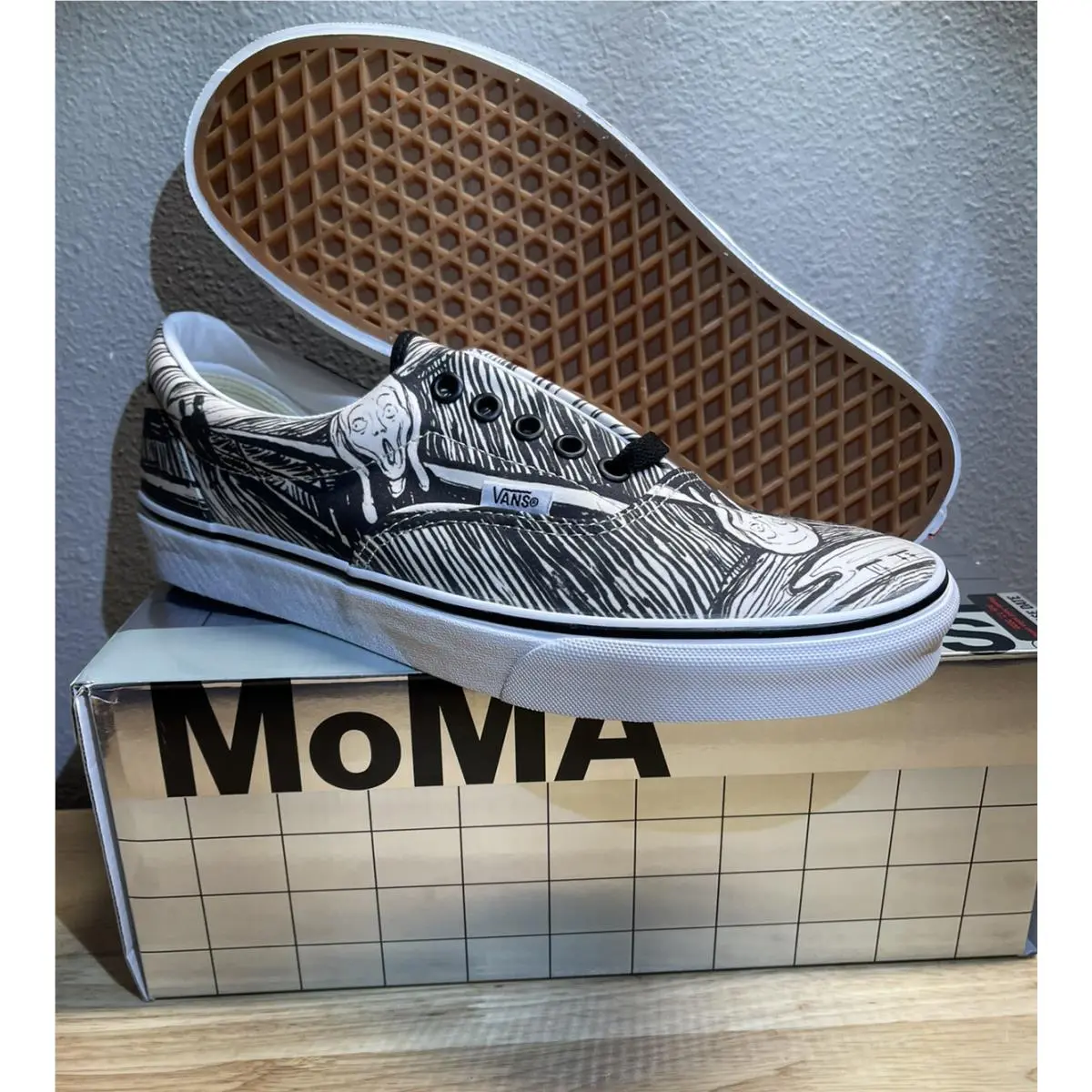 Vans shoes - Moma - Moma - Black White (UPC: 0192825716706) 0