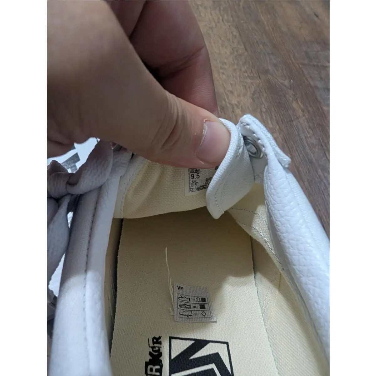 Vans shoes - Vans Travis Barker - Travis Barker - White 4