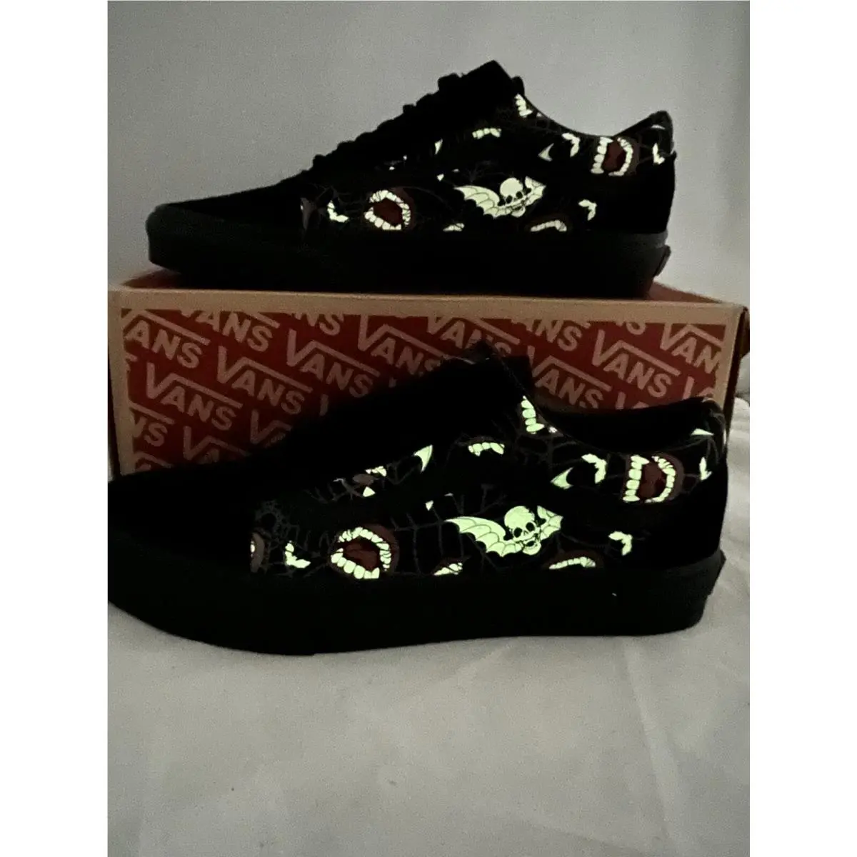 Vans shoes - Vans UA Old Skool - Old Skool - Black (UPC: 0192828928557) 0