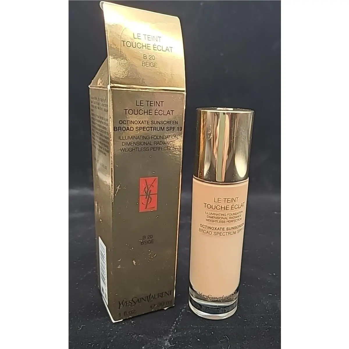 Yves Saint Laurent LE Teint Touche Eclat Foundation 1 OZ B 20 Beige Read Please
