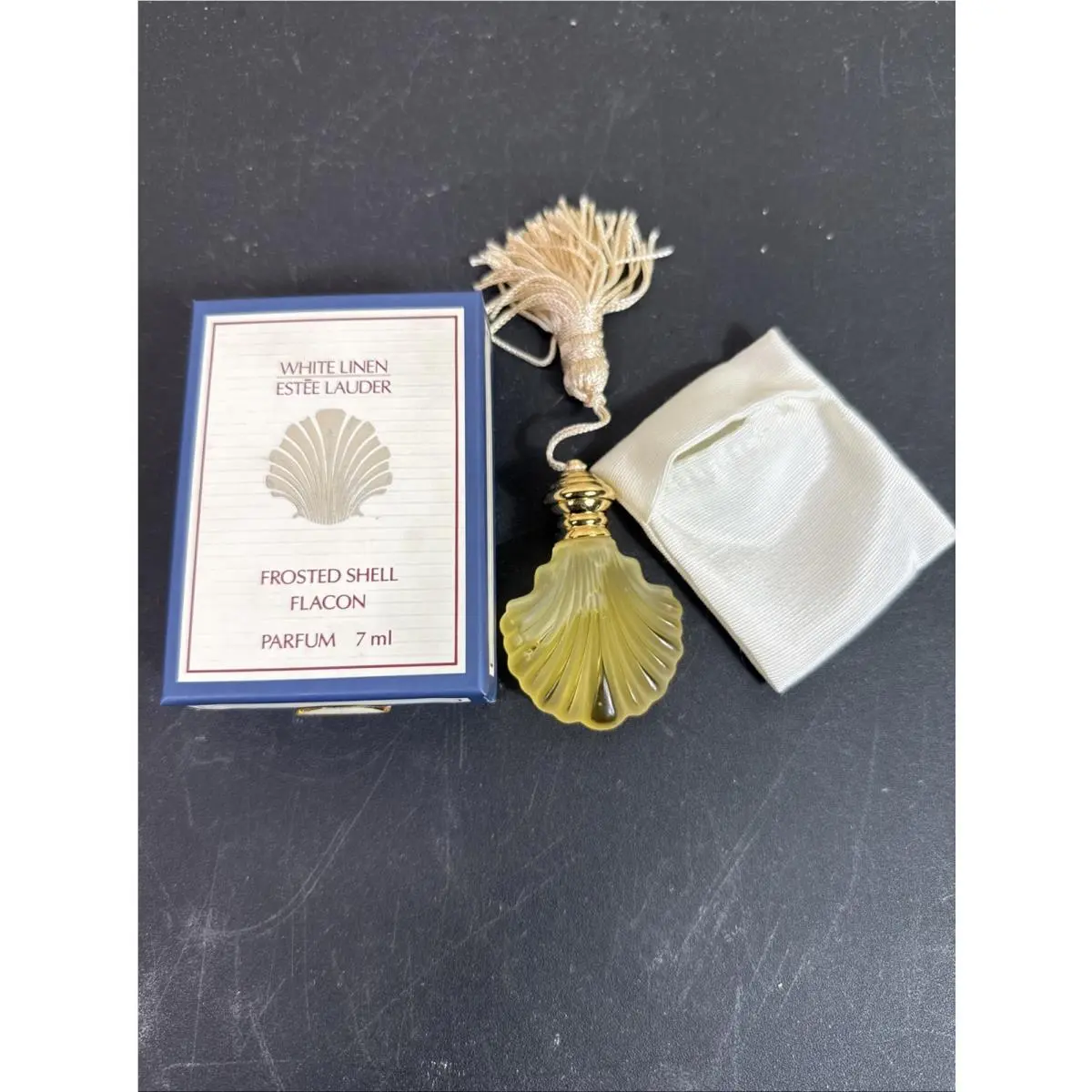 Estee Lauder Vintage White Linen Frosted Shell Flacon 7ml Perfume W Box