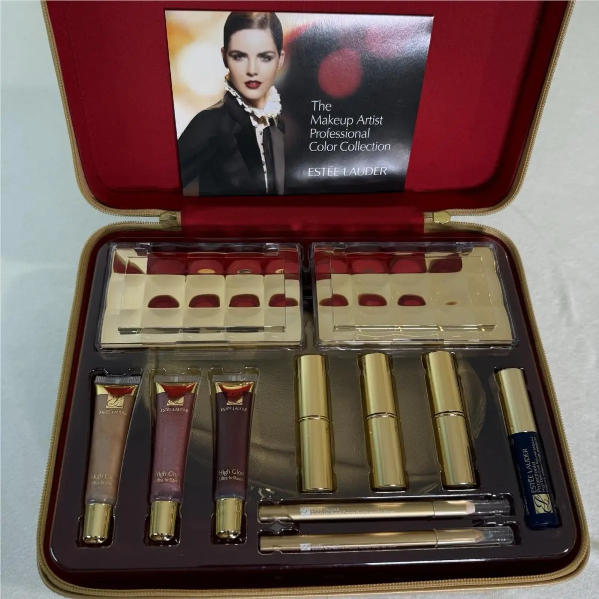 Estee Lauder Deluxe Pure Color Eyeshadow Pallette Compact W/brush’s Gift Set