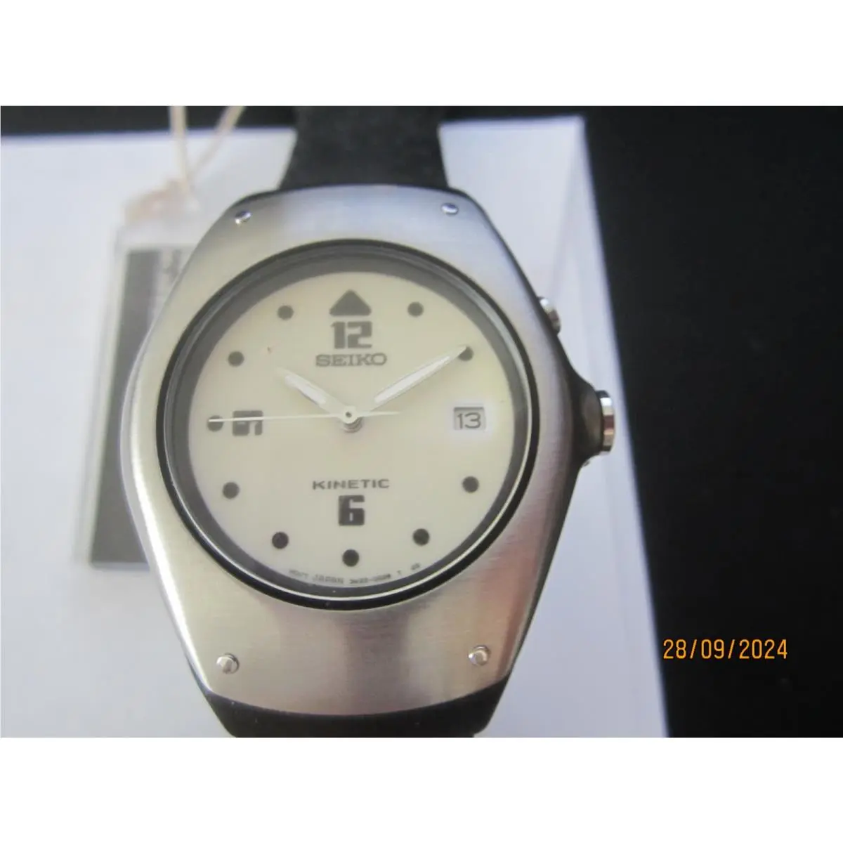 Seiko Women`s Watch Kinetic Sports S/s Rubbe SWP213P1