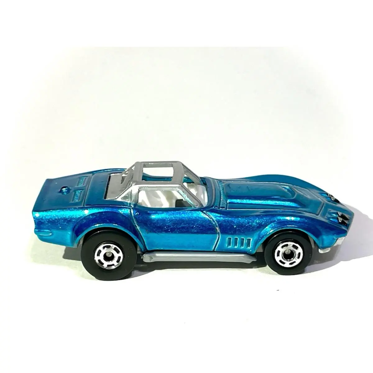 Hot Wheels ‘69 Corvette Racer Custom Made Diecast Gorgeous Car Hot Ones