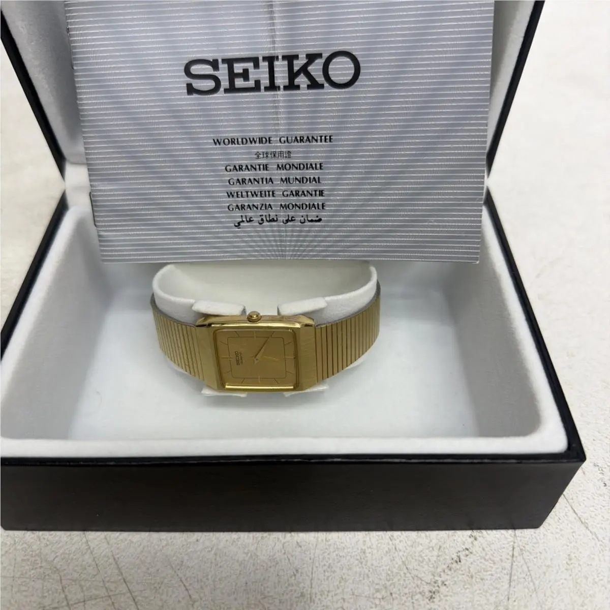 Seiko 5Y91 5049 Wristwatch Quartz Gold Dial Classic Timepiece Needs Battery