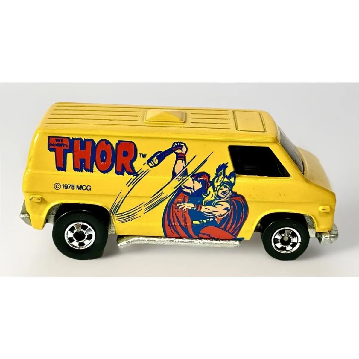 1977 Hot Wheels Thor Super Van The Heroes Mint Yellow
