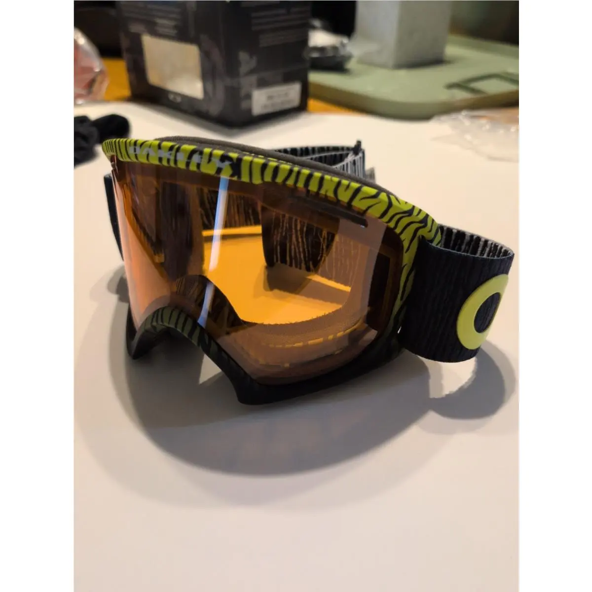 Oakley O Frame 2.0 XL Snow Goggles Factory Pilot W/ Persimmon Lens