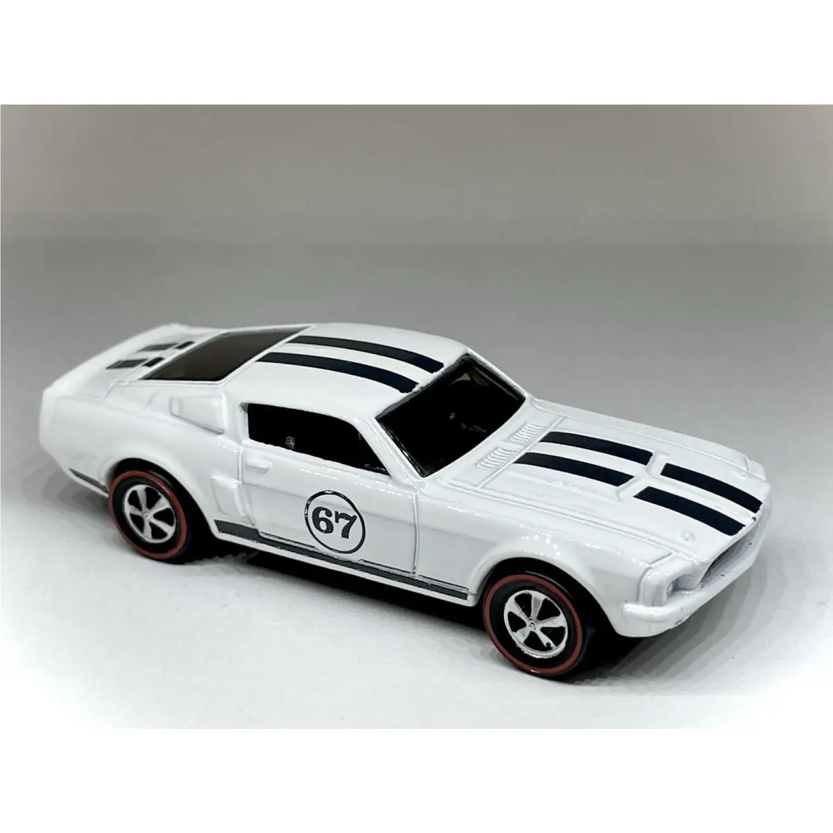 Hot Wheels Custom Made Redline Mustang 1960 Shelby GT500 Diecast Car White