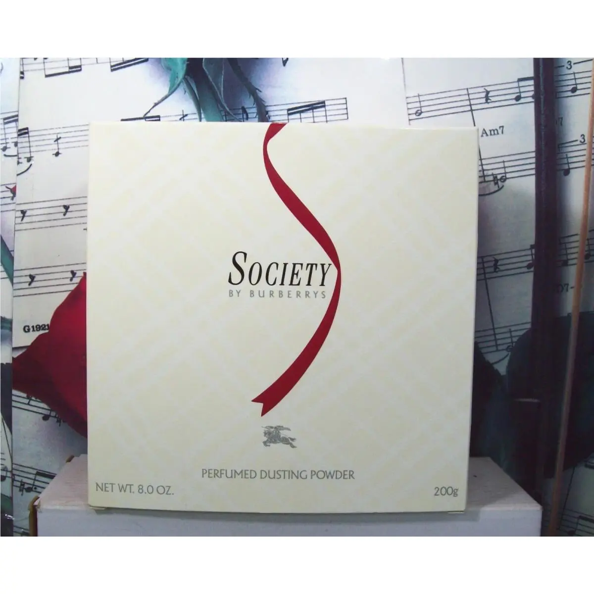 Society By Burberrys Dusting Powder 8.0 Oz. Nwb. Vintage