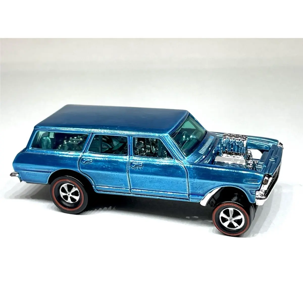 Hot Wheels Custom Made Spectraflame Blue 1964 Chevy Nova Gasser Redline