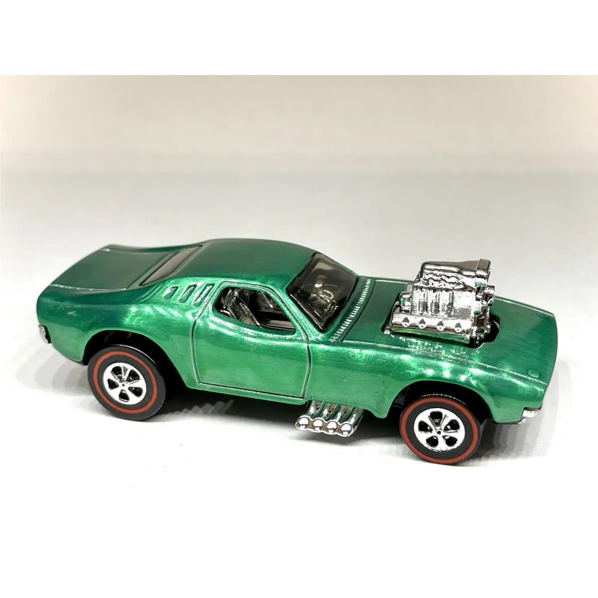 Hot Wheels Diecast Custom Made Rodger Dodger ‘70 Spectraflame Green Redline