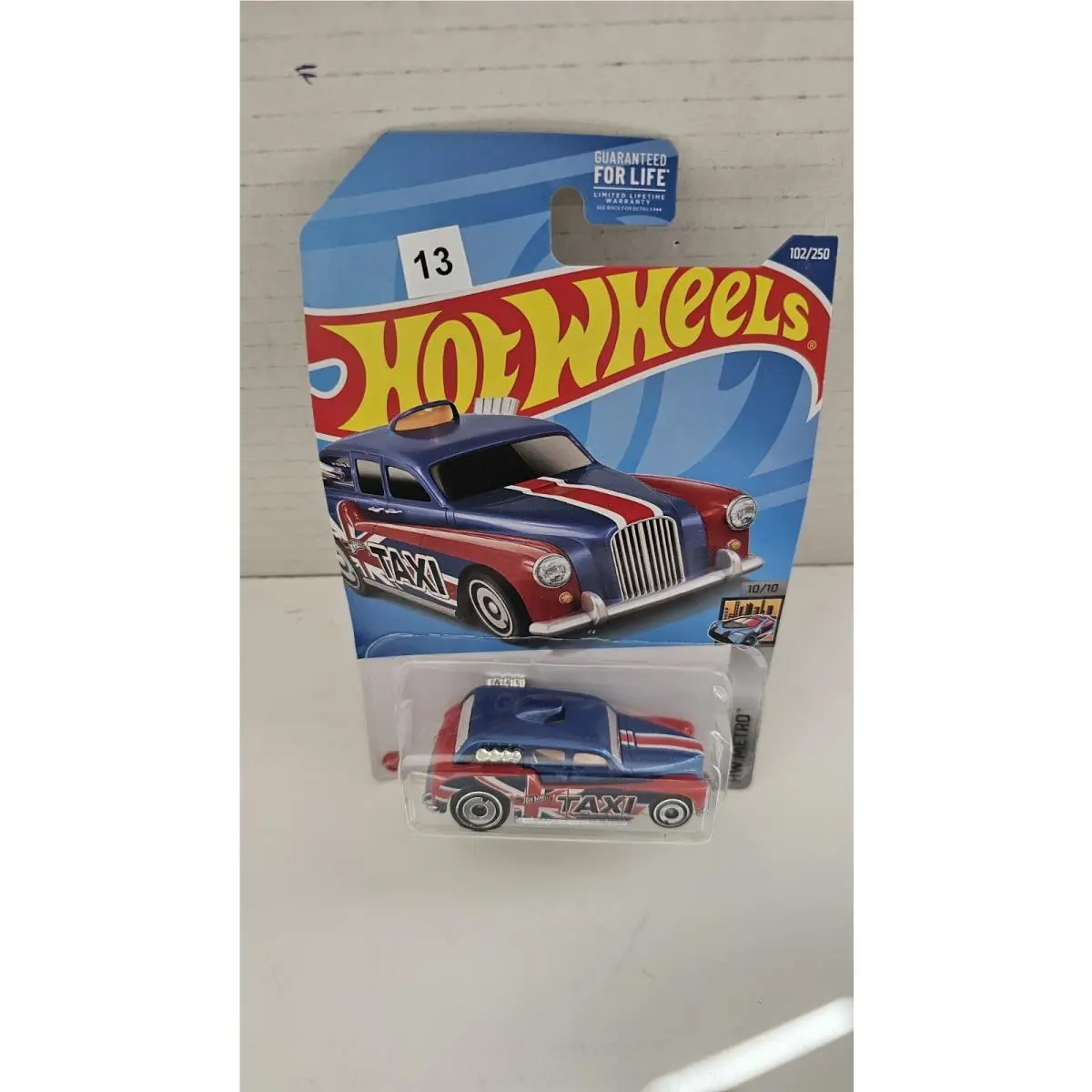 Hot Wheels 102/250 HW Metro Cockney Cab II 10/10 Car Diecast 1:64 Scale Plastic