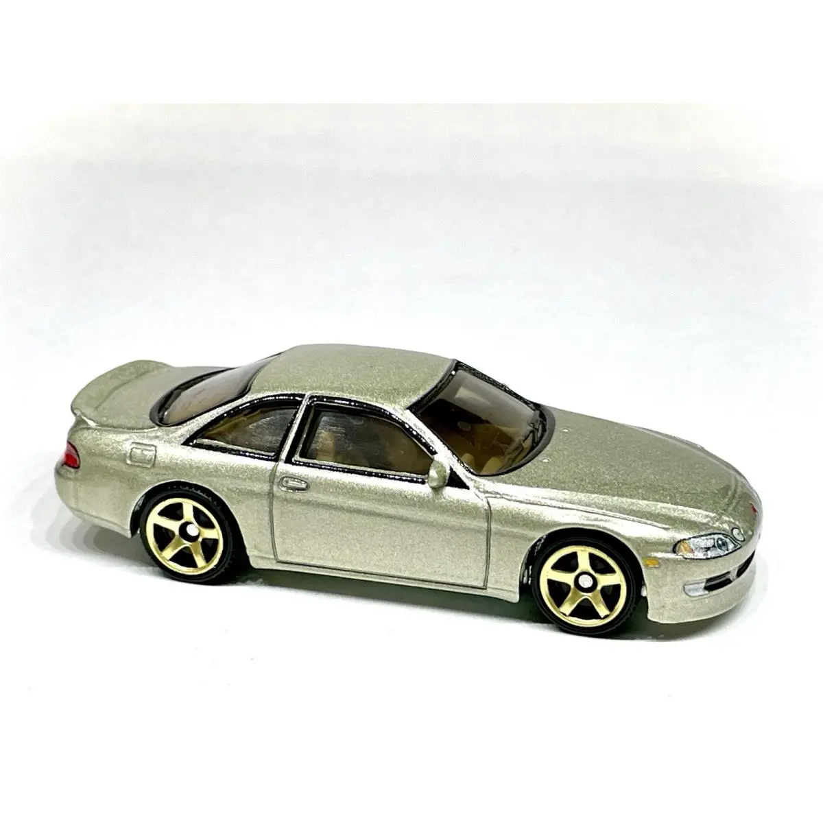 Hot Wheels Custom Made Toyota Soarer Lexus W/ Gold Mags Wheels Diecast