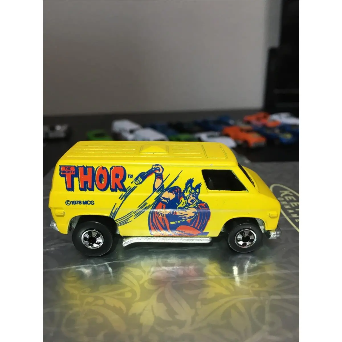 1977 Hot Wheels Thor Super Van The Heroes Mint Yellow