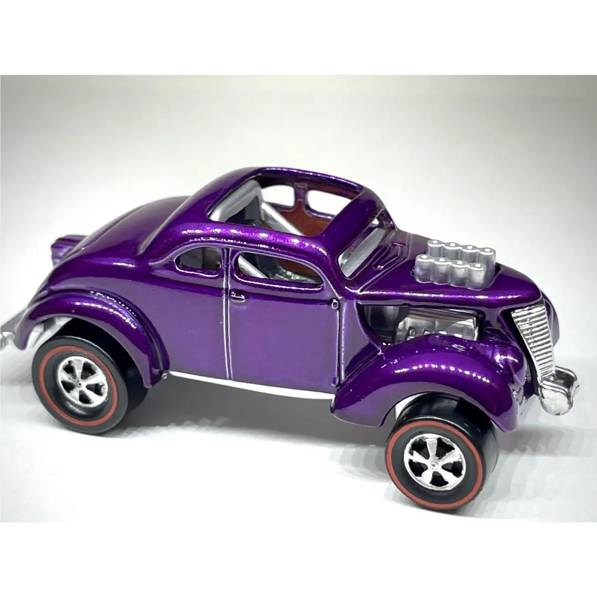 Hot Wheels Pass’n Gasser Custom Made Protoype Spectraflame Purple Redline
