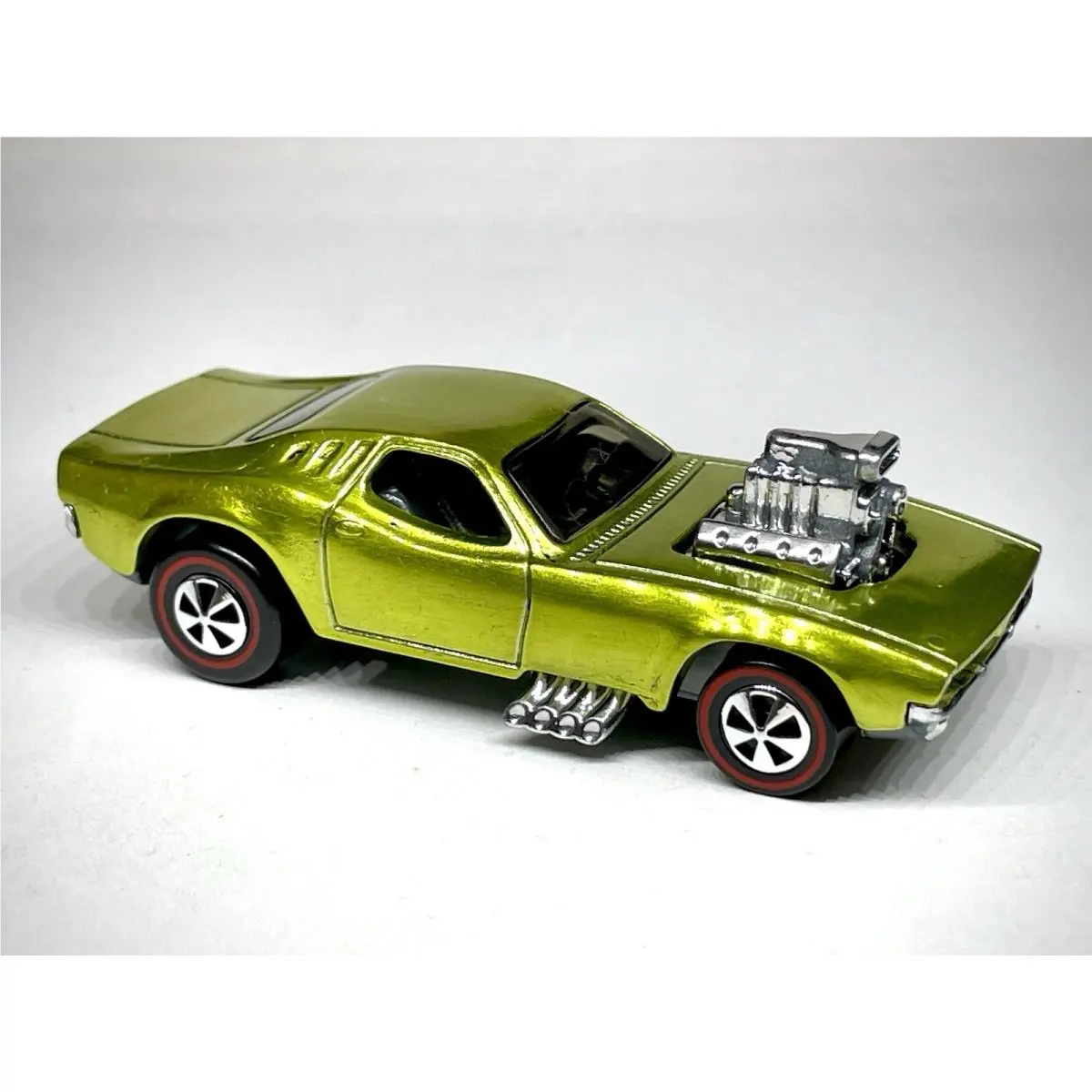 Hot Wheels Diecast Custom Made Rodger Dodger ‘70 Spectraflame Yellow Redline