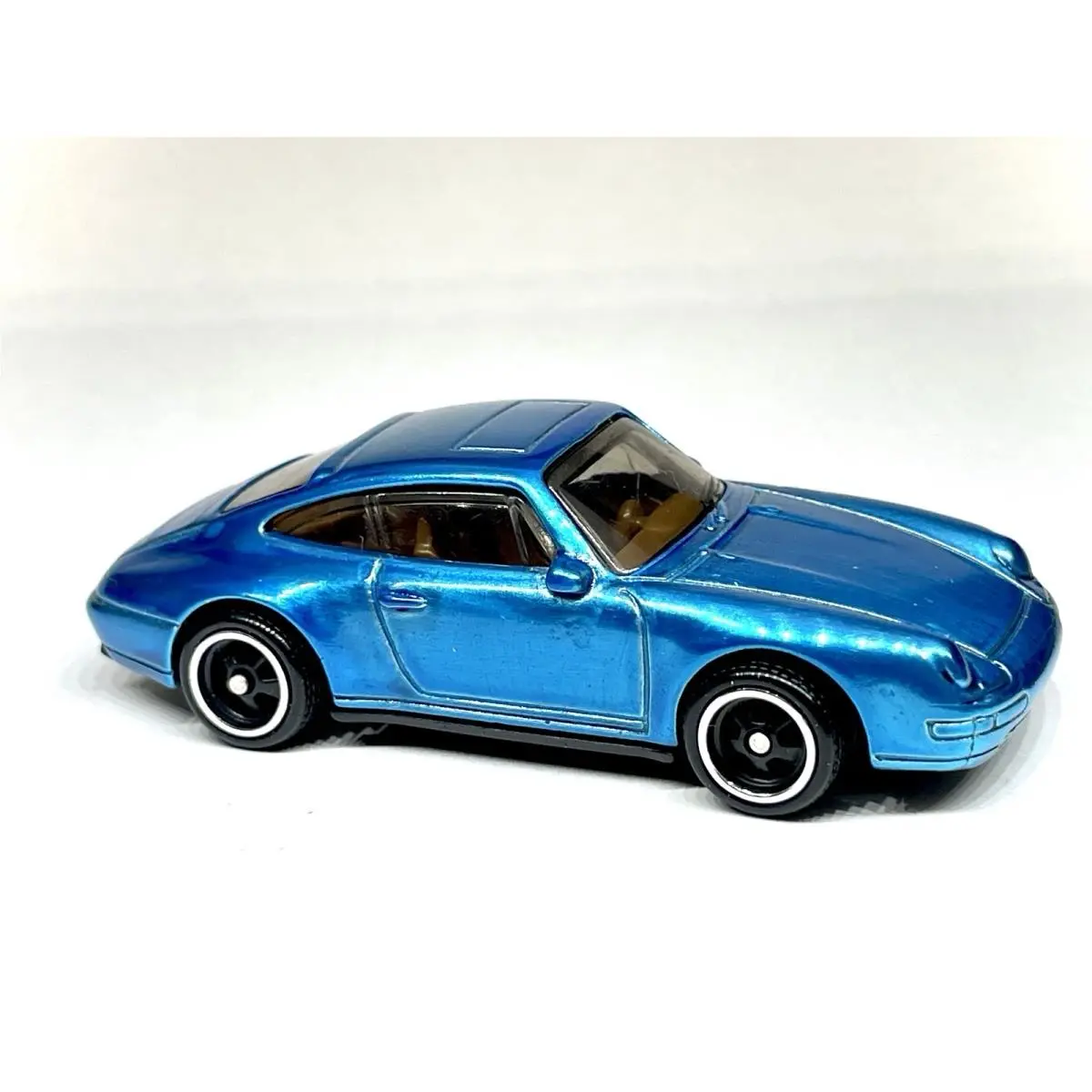Custom Made Hot Wheels ‘96 Porsche Carrera Spectraflame Blue Real Riders