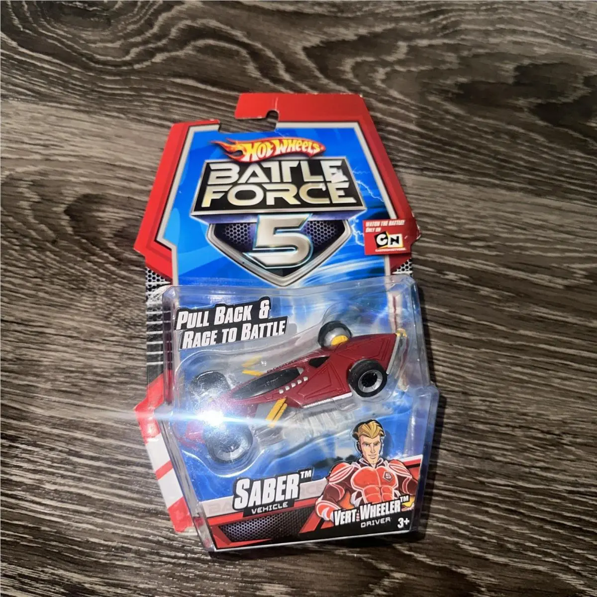 Hot Wheels Battle Force 5 Saber Vehicle Red Combat Car Vert Wheeler Driver 2009