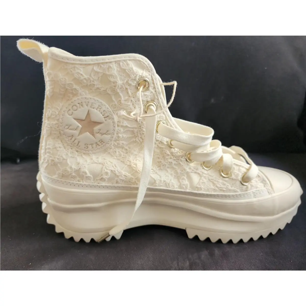Converse Run Star Hike Daisy Cord Lace Platform Sz 8 A06113C Deadstock Cream