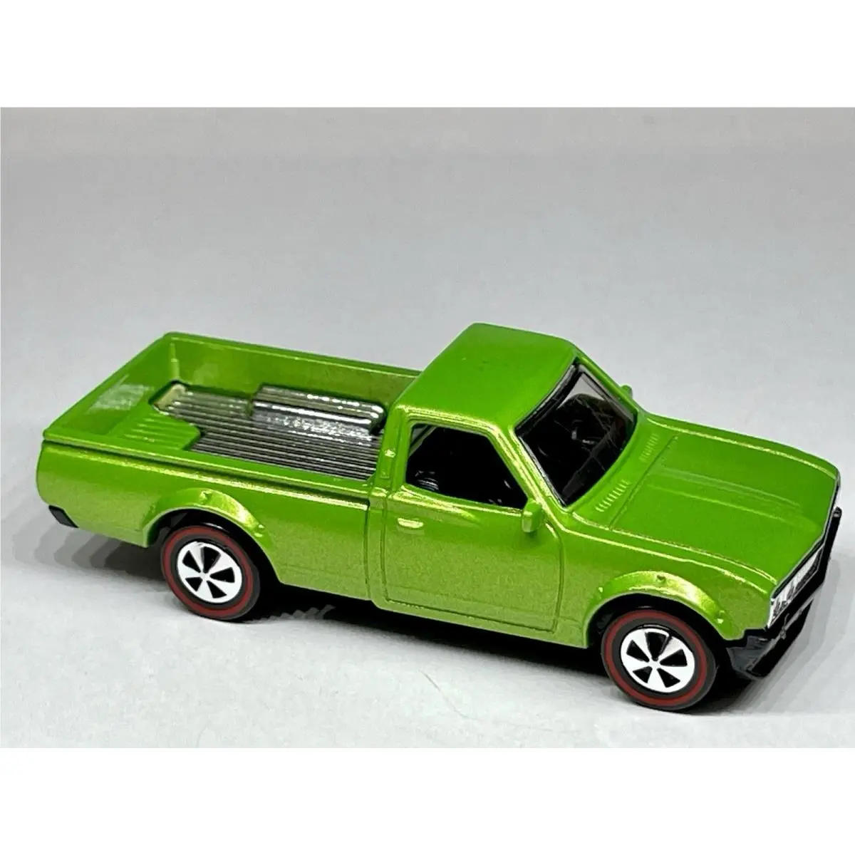 Hot Wheels Datsun 620 Custom Made Lime Green Pearl Redline Diecast Pickup