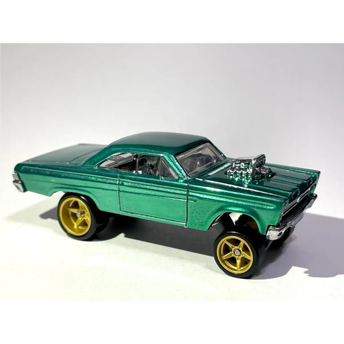 Hot Wheels `65 Mercury Comet Cyclone Gasser Custom Made Spectraflame Real Riders