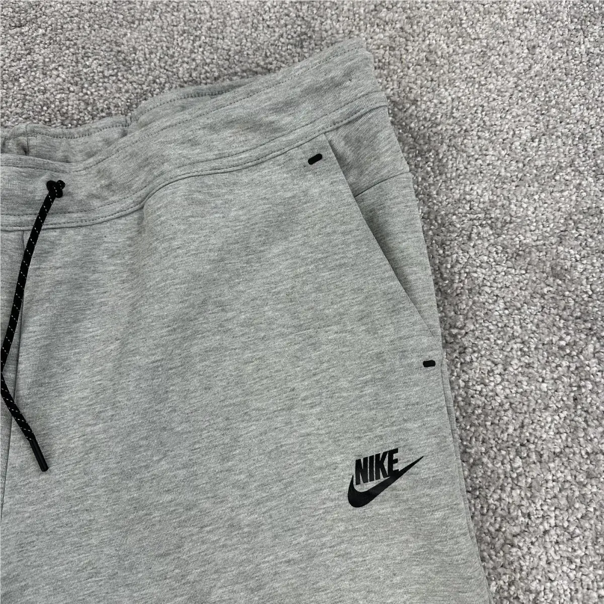 Nike clothing - Gray (UPC: 194493751355) 1