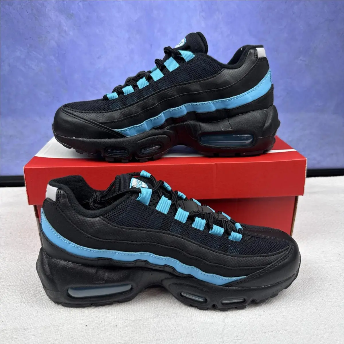 Nike shoes - Black (UPC: 0198485793217) 0