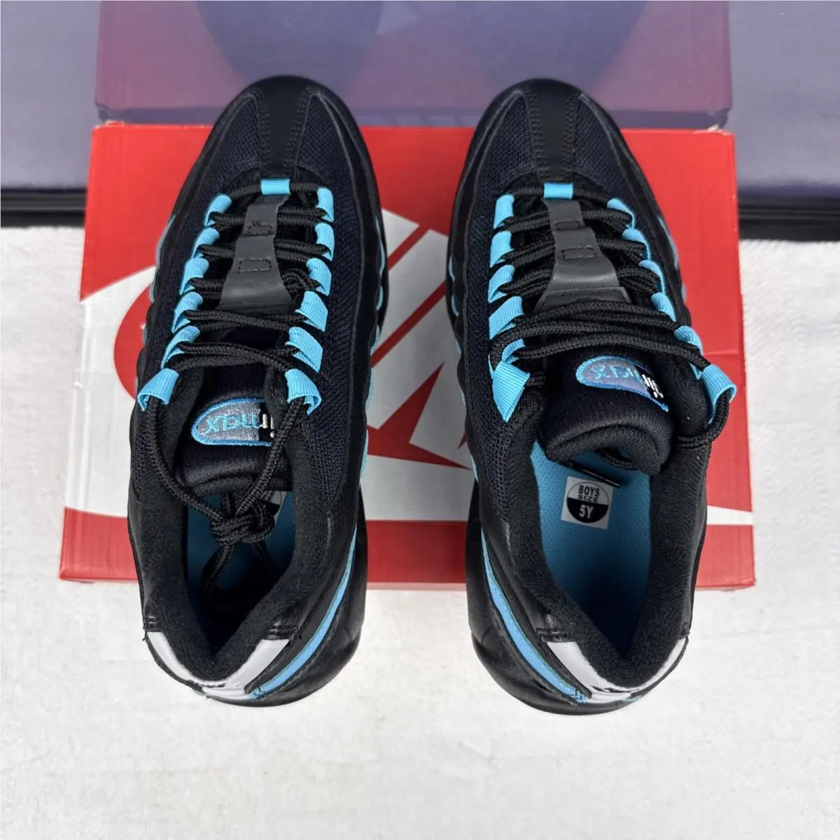 Nike shoes - Black (UPC: 0198485793217) 4