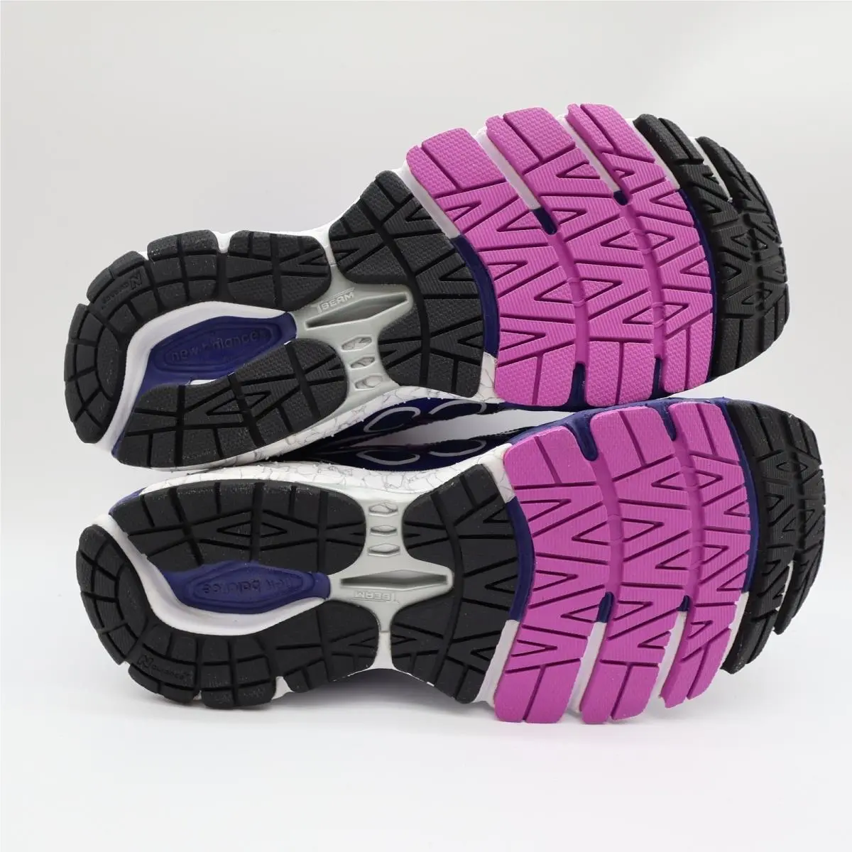New Balance shoes - New Balance 860v6 - Purple 3