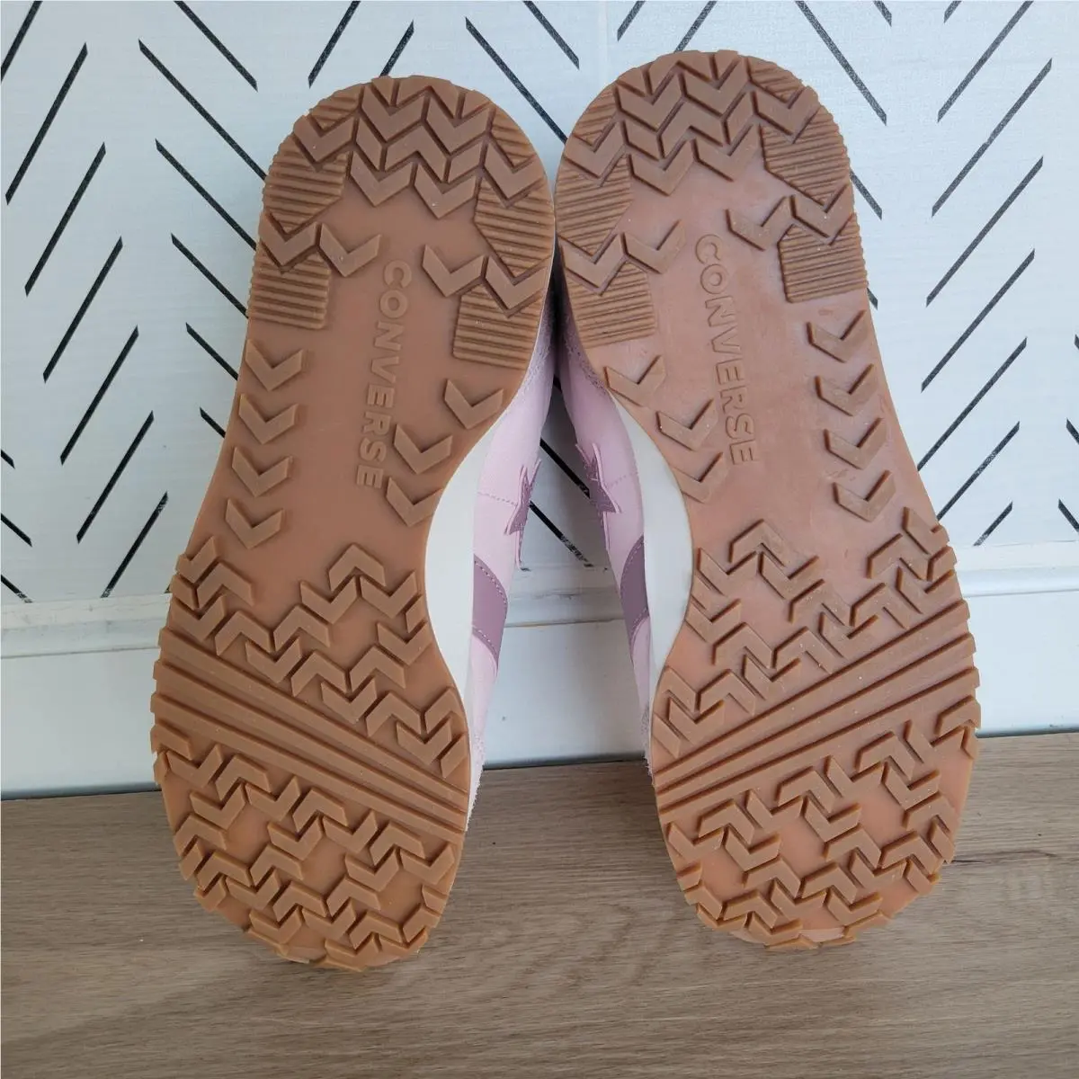 Converse shoes - RUN STAR TRAINER OX - RUN STAR TRAINER - Pink (UPC: 194435601304) 3