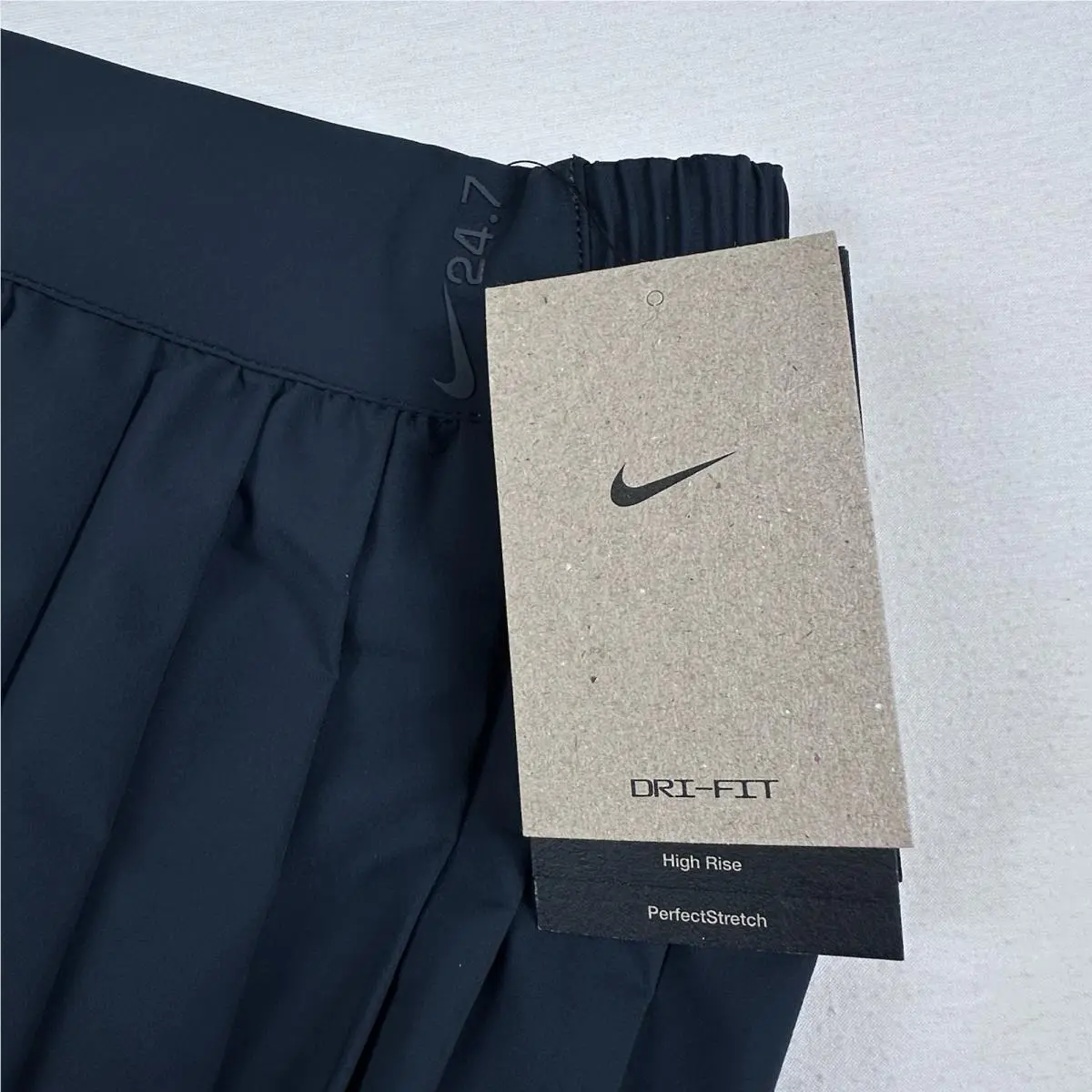 Nike clothing - HQ8153-010 - HQ8153-010 - Black 6