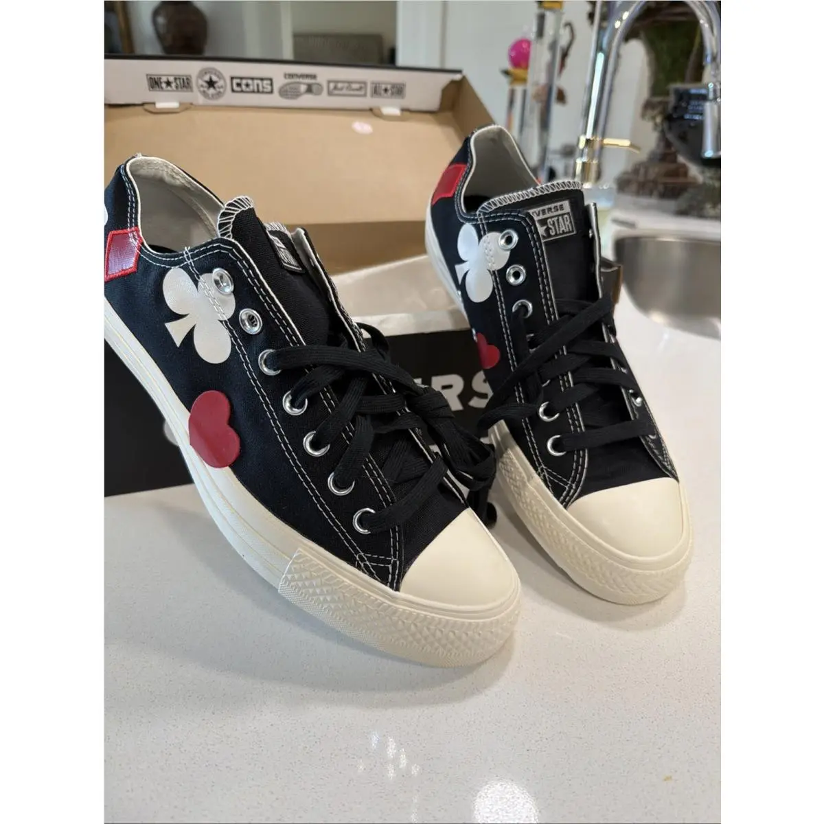 Size 11 - Converse Chuck Taylor All Star Low Deck of Card