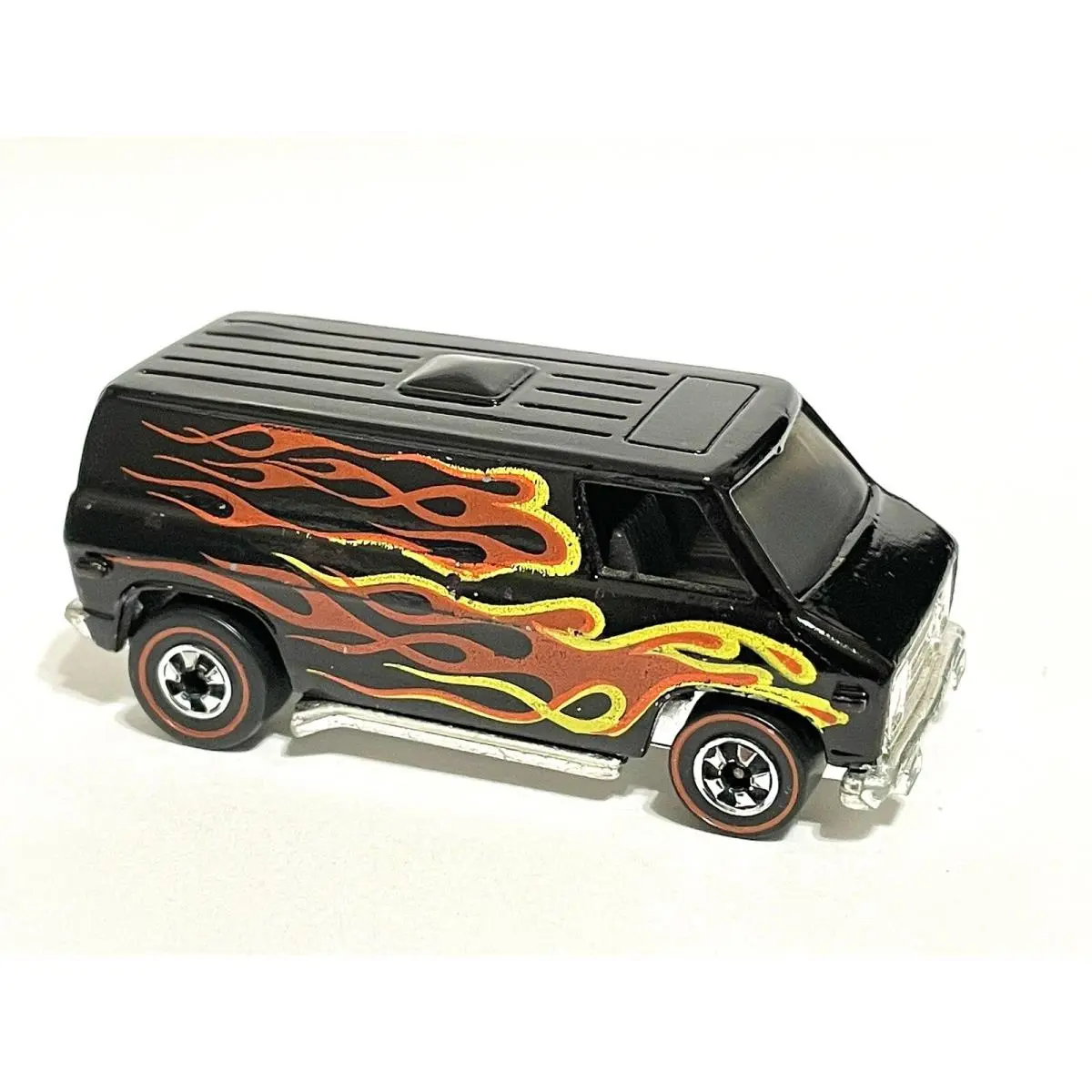 1973 Hotwheels Flying Colors Redlines Super Van Black Flames Very Nice