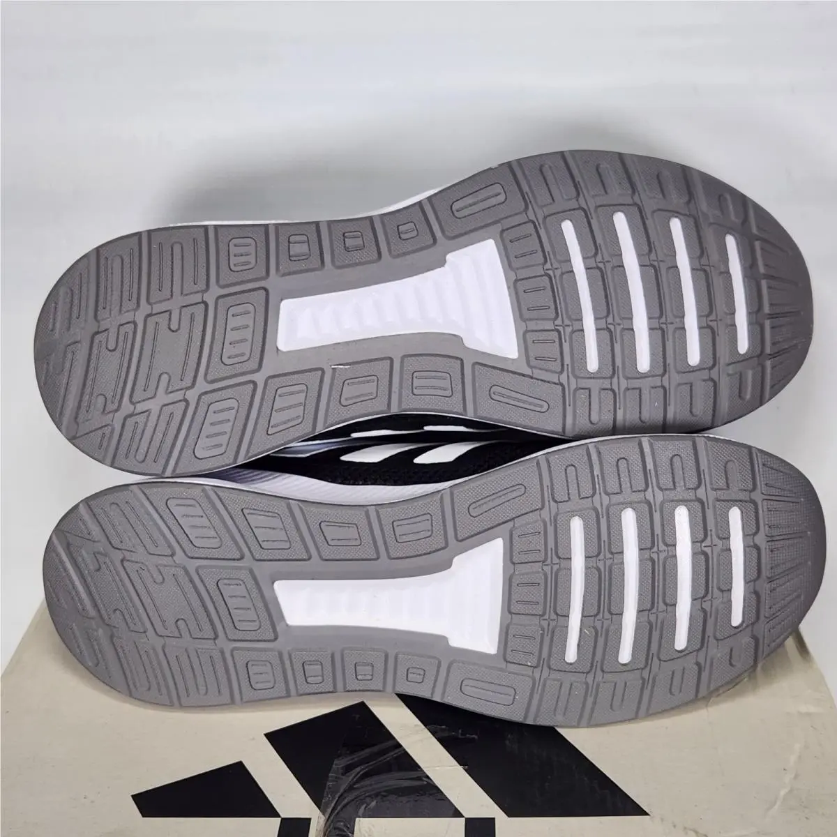 Adidas shoes - adidas Runfalcon - Runfalcon - F36218 - White 4