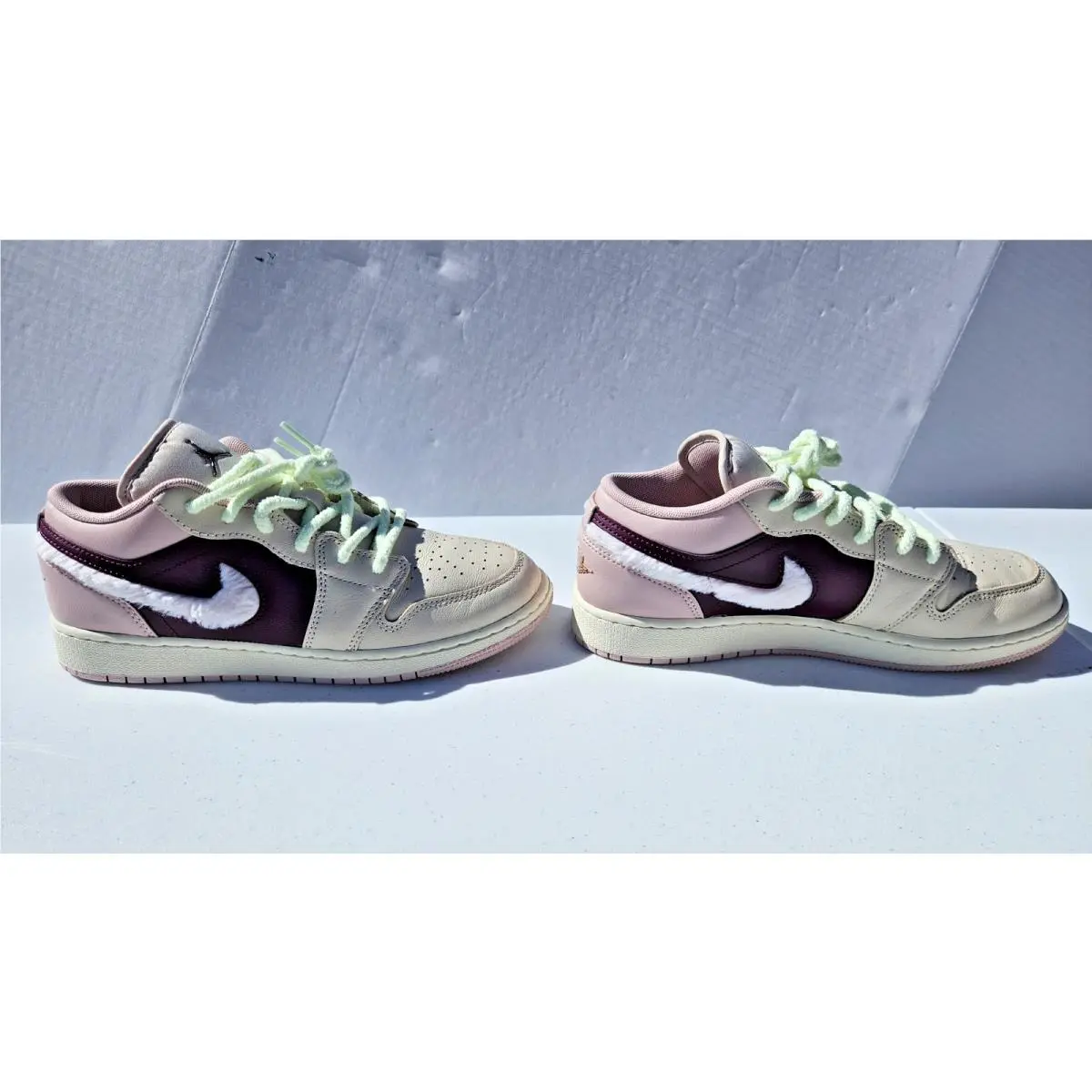 Nike shoes - Air Jordan 1 - Air - Brown 4
