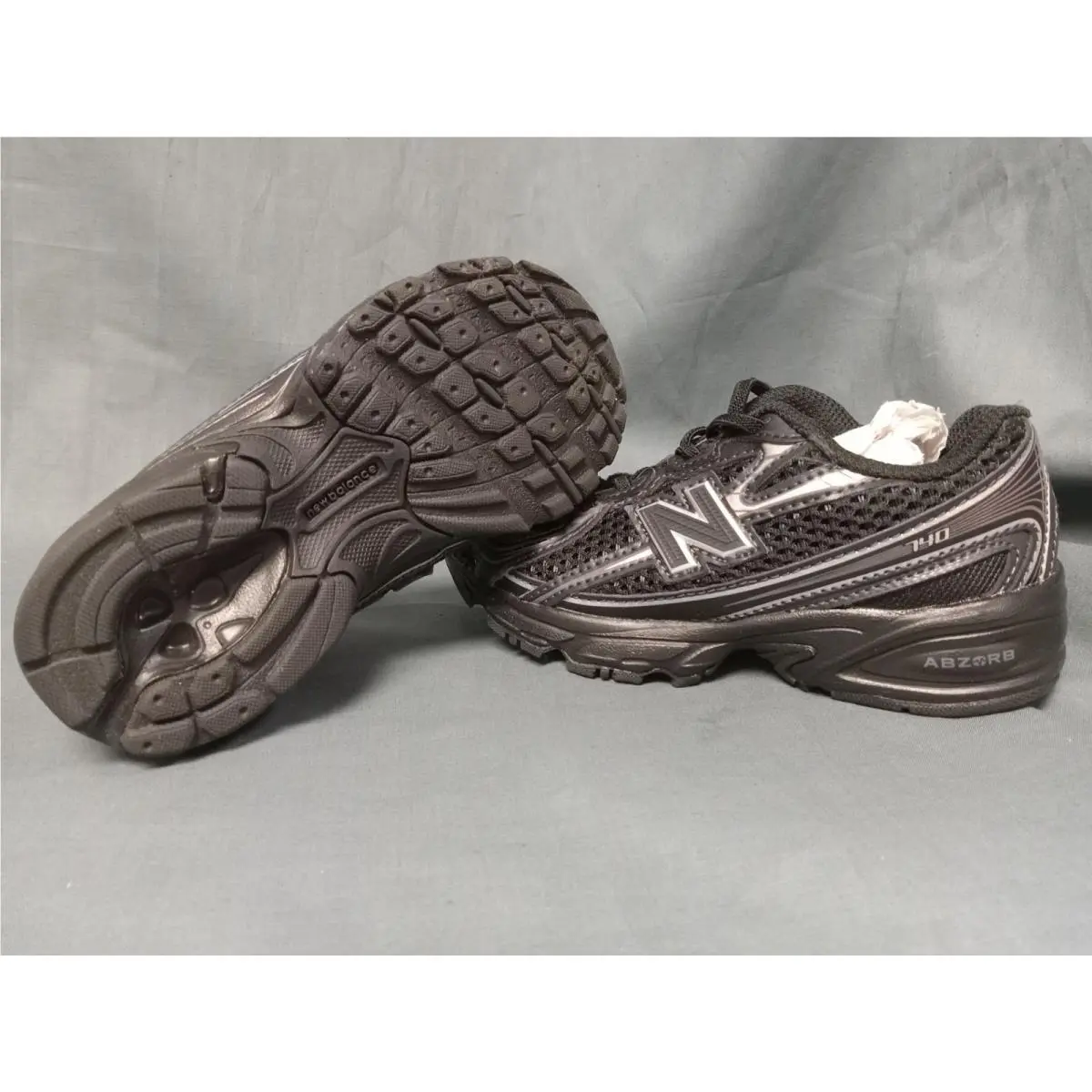 New Balance shoes - New Balance 740 - Black 0
