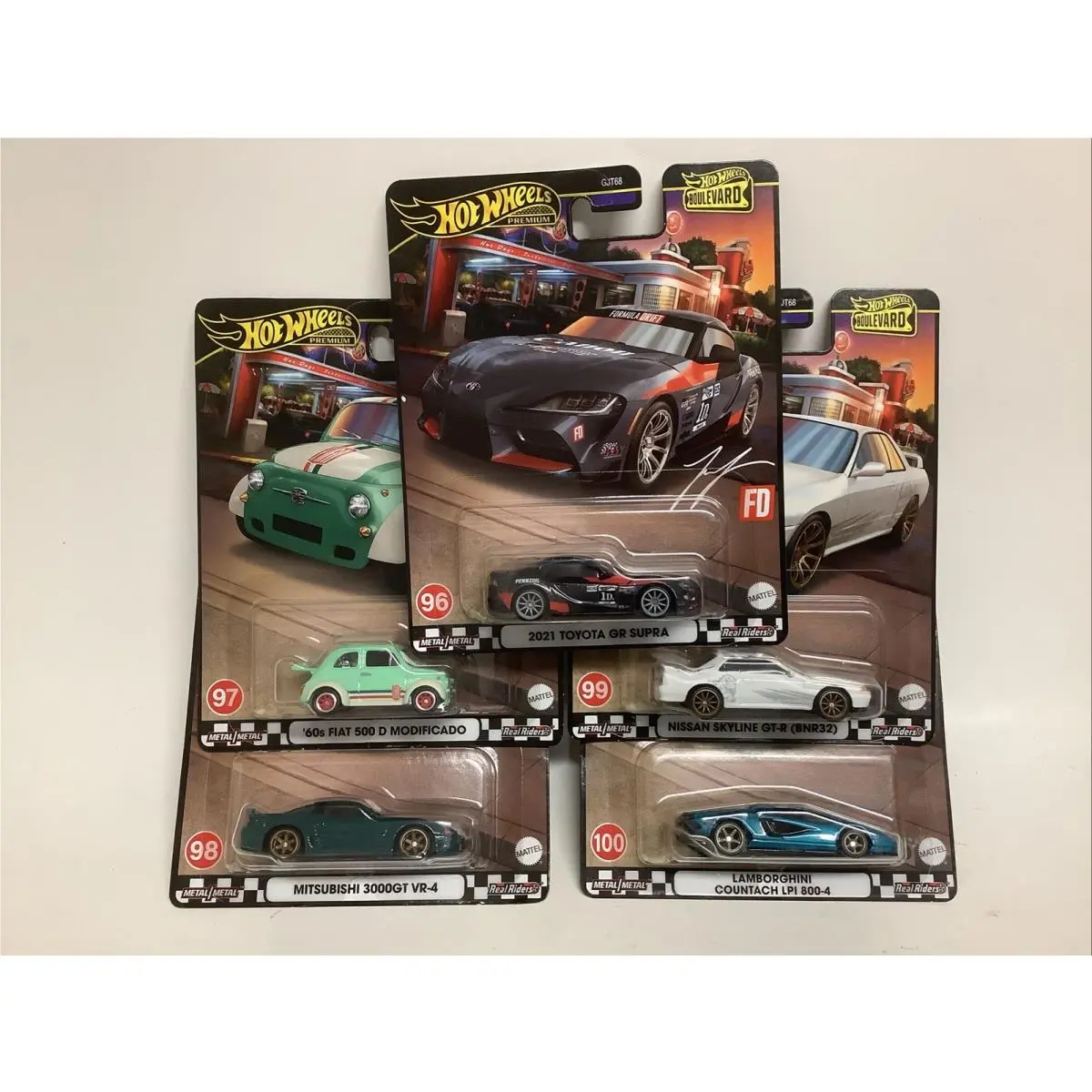 Hot Wheels Boulevard Set 96-100